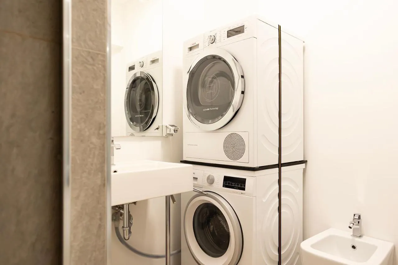Elegante E Spazioso Quadrilocale In Porta Venezia Milan Apartment